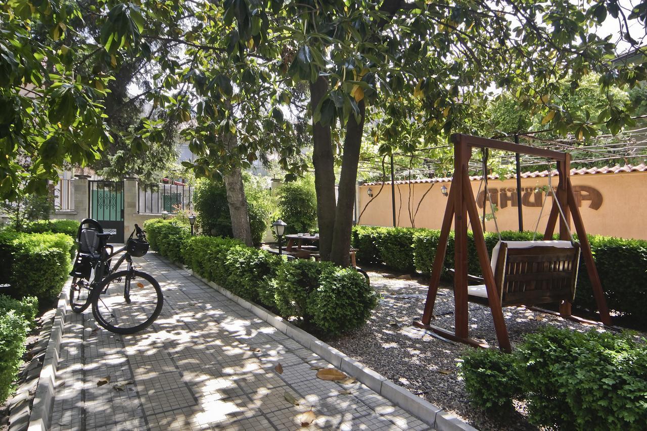 Anita Guest House & Relax Perushtitsa Exterior photo